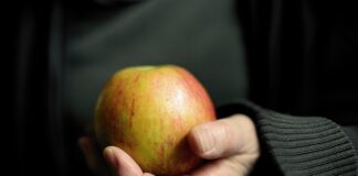 Z czym nie łączyć witaminy A na twarz?