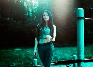 Jakie jeansy dla 50 latki? Jakie jeansy dla 50 latki?