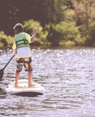 Jaka kamizelka do jeansów?